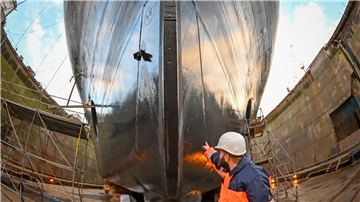 Polarstern im Dock