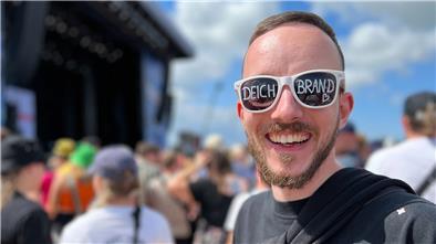 Kaum ist das Deichbrand 2023 vorbei, startet schon der Vorverkauf für 2024.