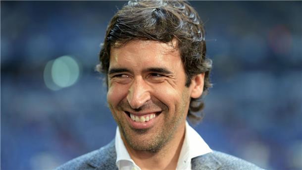 Kommt Raúl zurück? Berichte über Schalke-Gedanken an Spanier Kehrt Raúl als Trainer zum FC Schalke zurück?