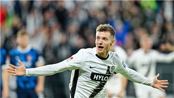Kein Wechsel zu Werder: Stürmer Fisnik Asllani unterschrieb einen neuen Vertrag in Hoffenheim.