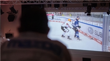 Keine Karten für die Eisarena, aber das fünfte Halbfinalspiel der Fischtown Pinguins aber dennoch nicht verpassen? Kein Problem.