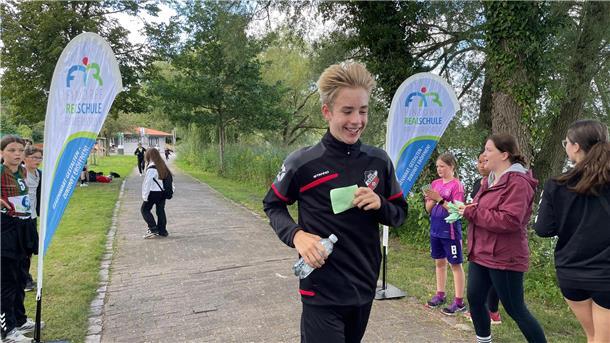 Sponsorenlauf: Mit 24 Kilometern an der Spitze Kennet Tews siegte in der Einzelwertung