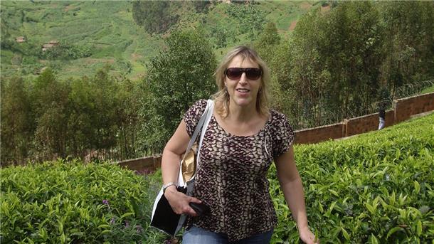 „Auf Posten“ beim Auswärtigen Amt: Diese Nordlichter vertreten Deutschland in der Welt Kerstin Suhling aus Bremerhaven ist seit rund 30 Jahren im Job. Sie lebte in Brasilien, Korea, Kolumbien, Ruanda und jetzt in Ungarn.