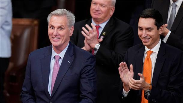 McCarthy neuer Vorsitzender des US-Repräsentantenhauses Kevin McCarthy war bisher Minderheitsführer der Republikaner im US-Repräsentantenhaus.