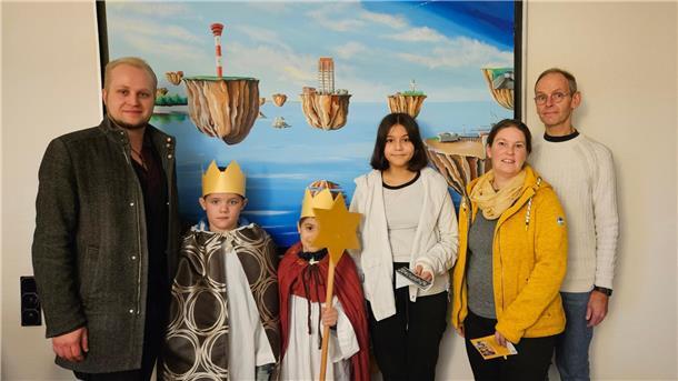 Nordenhamer Sternsinger besuchen das Rathaus