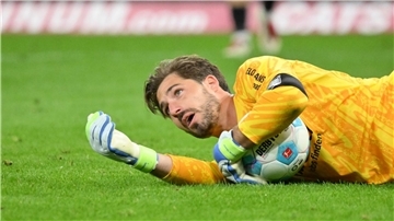 Kevin Trapp soll beim FC Paris nur Reservetorwart werden (Archivbild).