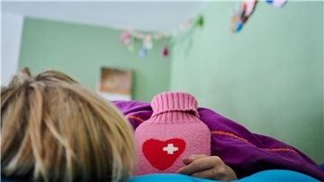 Kinder mit Pims entwickeln Wochen nach einer Corona-Infektion beispielsweise hohes Fieber und Hautausschläge. (Symbolbild)