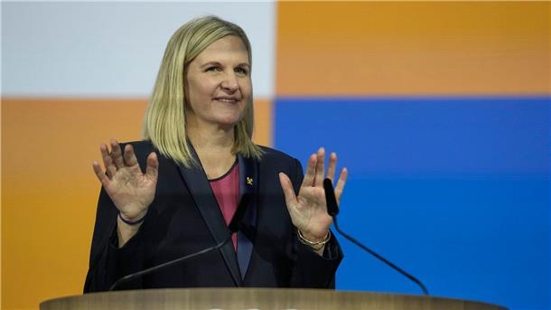 Bachs Nachfolgerin: Kirsty Coventry erste Frau an IOC-Spitze Kirsty Coventry ist zur IOC-Präsidentin gewählt worden.
