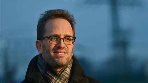 Bundesnetzagentur warnt vor Gasmangel im nächsten Winter Klaus Müller, Präsident der Bundesnetzagentur, mahnt weiteres Energiesparen an.