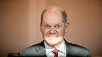 Klimaaktivisten fordern Bundeskanzler Olaf Scholz in einem offenen Brief auf, Stellung zu beziehen.