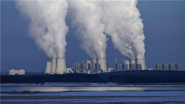 UN-Klimachef rügt Entwurf: „Grabbeltüte von Wunschzetteln“ Klimaschädliche CO2-Emissionen sollen eigentlich sinken. Stattdessen steigen sie weiter und erreichen 2023 mit voraussichtlich 36,8 Milliarden Tonnen einen Rekordwert.