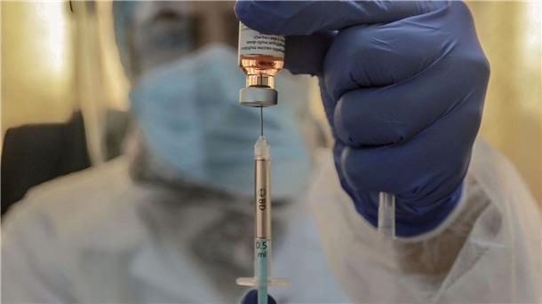 Kliniken, Arztpraxen und mobile Teams sollen 640 000 Kinder gegen Polio impfen. (Archivbild)