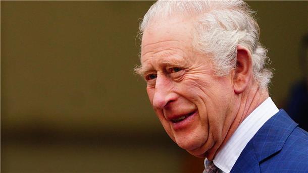 König Charles III. möchte nun offenbar doch größer feiern.