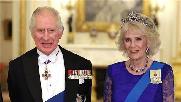 König Charles III. und Königsgemahlin Camilla beim Staatsbankett im Buckingham Palace in London.