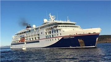 Kommt zur Lloyd Werft: Luxus-Expeditionsschiff „Hanseatic nature“.