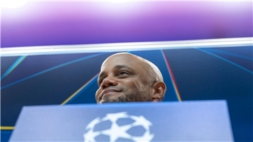 Kompany sieht den Konkurrenzkampf als enorm wichtig an.