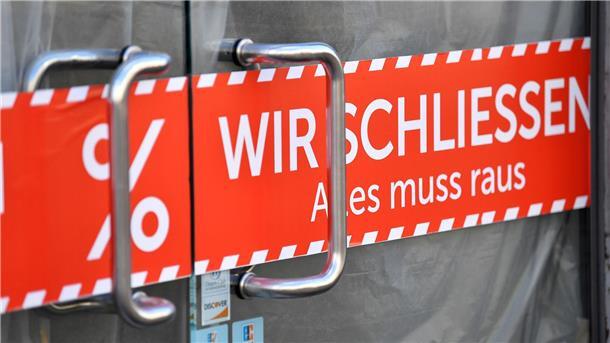 Vor Trendwende? Zahl der Insolvenzen steigt kaum noch Krisen fordern Tribut: mehr Unternehmensinsolvenzen (Archivbild)