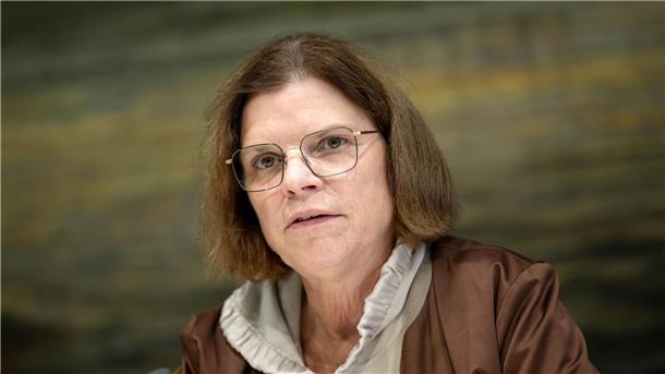 Senatorin zur Strategie: Darf nicht beim Bekenntnis bleiben Kristina Vogt (Die Linke), Wirtschaftssenatorin.
