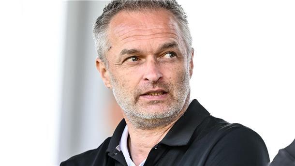 Nach Kritik an Wück: Aussprache bei DFB-Frauen Kritik aus Kreisen der Spielerinnen: Bundestrainer Christian Wück