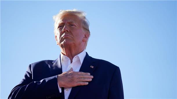 Pornostar, Zeuge, Ankläger: Figuren bei der Trump-Anklage Kündigt ein Erscheinen vor Gericht an: Ex-US-Präsident Donald Trump.