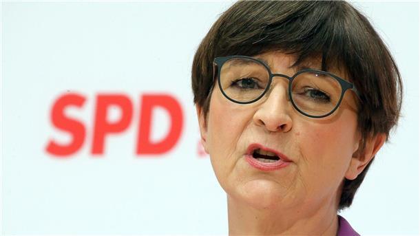 Künstliche Intelligenz kann langweilige Tätigkeiten abnehmen, sagt SPD-Chefin Saskia Esken.