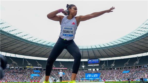 Kugelstoß-Olympiasiegerin Yemisi Ogunleye landete beim Berliner Istaf auf Rang zwei.