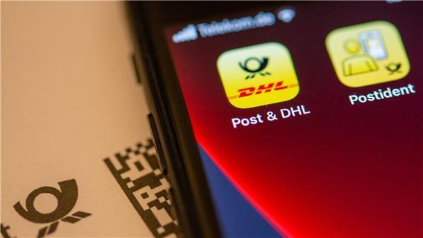 „Mobile Briefmarke“: Post verliert vor Gericht Kundinnen und Kunden können Briefmarken seit zwei Jahren auch per App kaufen.