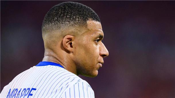 Bis sechs Wochen Wartezeit: Mbappé-Trikots ein Verkaufshit Kylian Mbappes Trikot bei Real Madrid ist sehr gefragt.