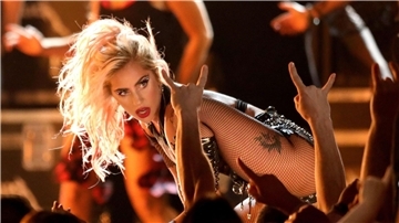 Lady Gaga war als Teenager unglaublich unsicher. Hier bei einem Auftritt während der Grammy Awards in Los Angeles.