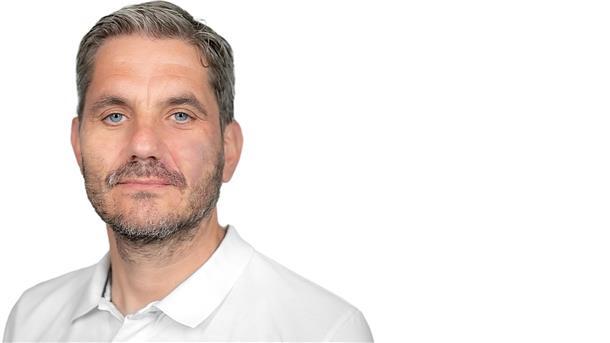 Die Spieler der Fischtown Pinguins präsentieren sich am Donnerstag den Fans Lars Brockbalz