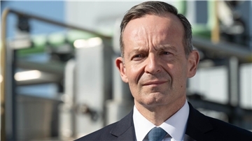 Laut Bundesverkehrsminister Volker Wissing sollte man auch in Frankreich mit dem Deutschlandticket fahren dürfen.