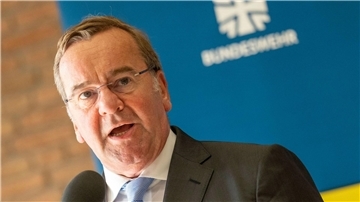 Laut Bundesverteidigungsminister Boris Pistorius erwägt der Bund einen Einstieg bei Thyssenkrupp Marine Systems.
