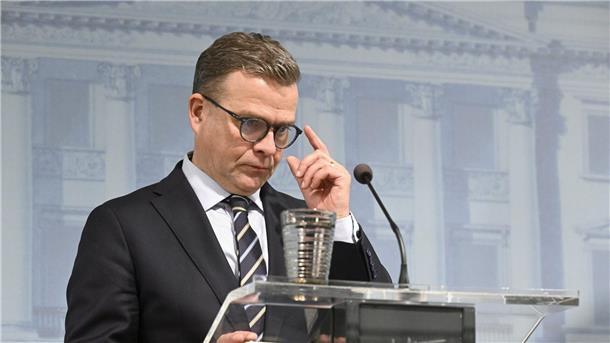 Laut dem finnischen Ministerpräsidenten Petteri Orpo ist es wahrscheinlich, dass das Leck an Ostsee-Pipeline Balticconnector auf äußere Einwirkungen zurückgeht.