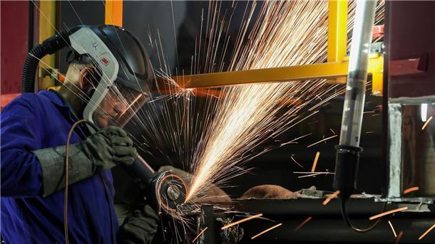 Laut EU-Kommission wird sowohl in der EU als auch in der Eurozone eine Rezession ausbleiben.