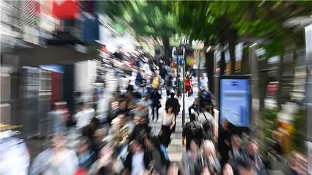 DIW: Deutsche Wirtschaft berappelt sich langsam Laut Experten wird der private Konsum zur treibenden Kraft für den Aufschwung.