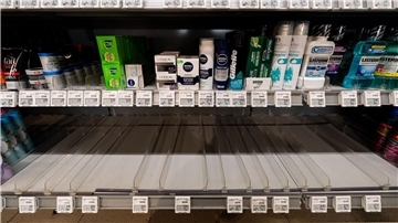 Leere Regalmeter sind seit Monaten Alltag in deutschen Supermärkten.