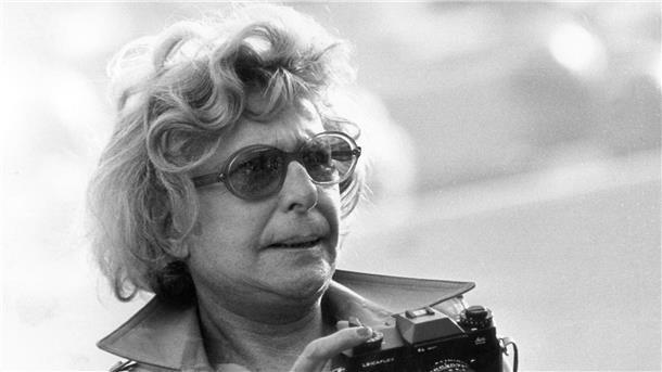 Die Lügen der Leni Riefenstahl Leni Riefenstahl 1972 bei der Eröffnung der Olympischen Sommerspiele im Olympiastadion.