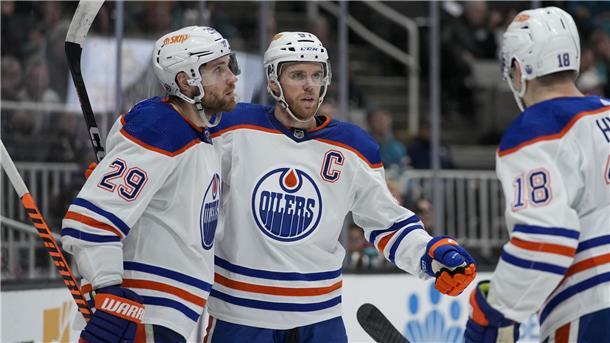 Leon Draisaitl (29) von den Edmonton Oilers jubelt nach einem Tor. Mit den Oilers sieht er die Zeit für den Gewinn des Stanley Cups gekommen.