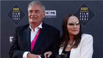 Leonard Whiting (l) und Olivia Hussey fordern eine Entschädigung in Millionenhöhe.