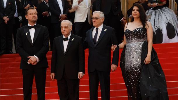Leonardo DiCaprio (l-r), Martin Scorsese, Robert De Niro und Cara Jade Myers stellen ihren Film „Killers of the Flower Moon“ in Cannes vor.