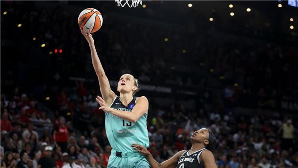 Schröder über Fiebichs Saison: „Das ist schon sehr geil“ Leonie Fiebich ist in ihrer ersten WNBA-Saison zu einem großen Faktor geworden für die New York Liberty.