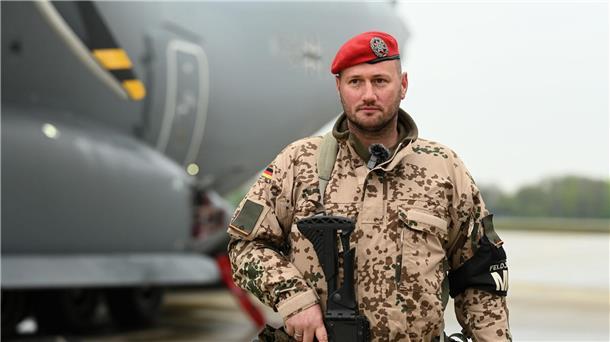 „Menschliches Drama“: Soldat berichtet vom Sudan-Einsatz Leutnant Konstantin Brabsche (40), Zugführer (II. Zug) in der 9. Kompanie des Feldjägerregiments 2 im hessischen Fritzlar.