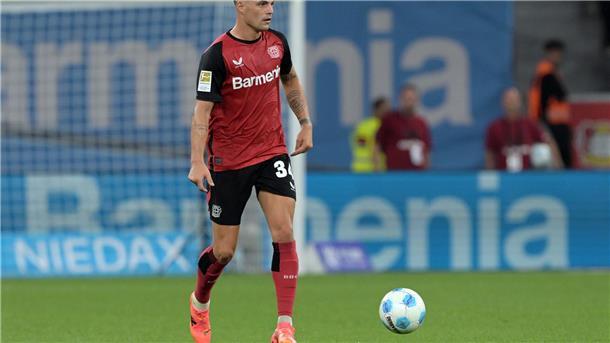 Leverkusens Granit Xhaka freut sich auf sein erstes Spiel in Rotterdam.