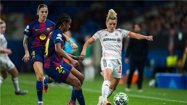 Bayern-Schock gegen Barça als Warnung für Wück Linda Dallmann (r) und die Bayern-Frauen haben gegen den FC Barcelona eine herbe Pleite kassiert.