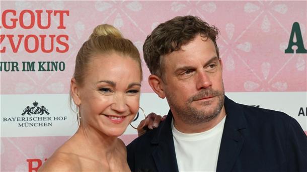 „Rehragout-Rendezvous“: Frauen-Power contra Macho-Gehabe Lisa Maria Potthoff und Sebastian Bezzel bei der Premiere von „Rehragout-Rendezvous“ in München.