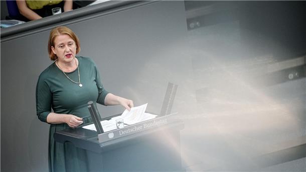 Beschluss von Kindergrundsicherung verzögert sich Lisa Paus setzt sich als Bundesministerin für Familie, Senioren, Frauen und Jugend für die Kindergrundsicherung ein.