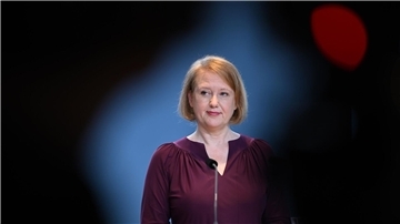 Lisa Paus will mit der Kindergrundsicherung Leistungen für Familien zusammenfassen und diese zugleich erhöhen.