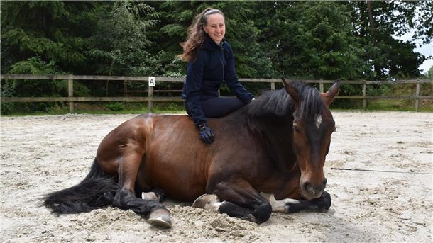 Lisa Röckener mit ihrem Pferd Valoo.