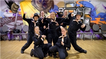 Das Hip-Hop-Team "Little Clan" der Tanzschule Beer