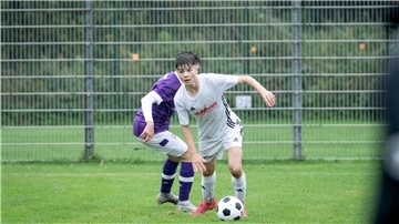 Louis Strohmidel tritt mit dem JFV Bremerhaven zum Derby bei Werder Bremen an. 